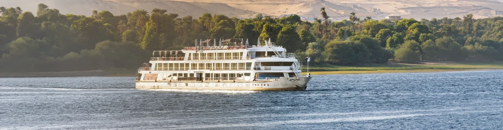 Sanctuary Sun Boat IV Cruise