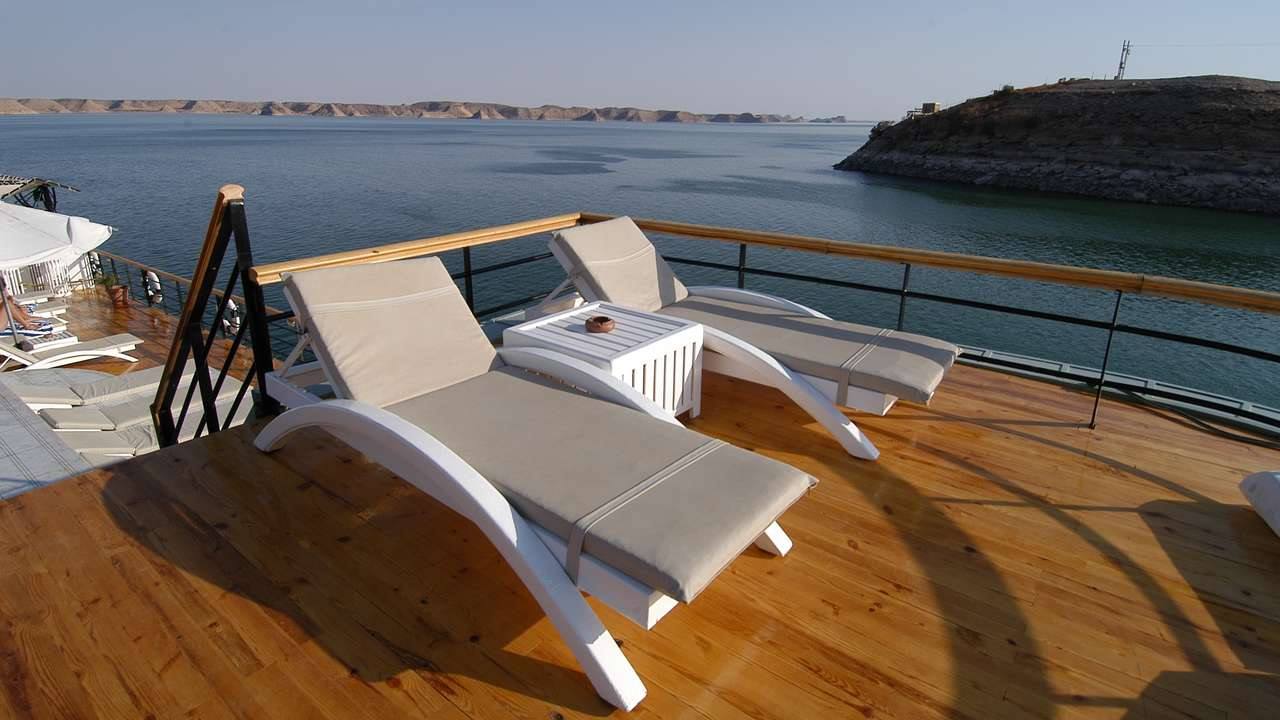 MS Nubian Sea Lake Cruise