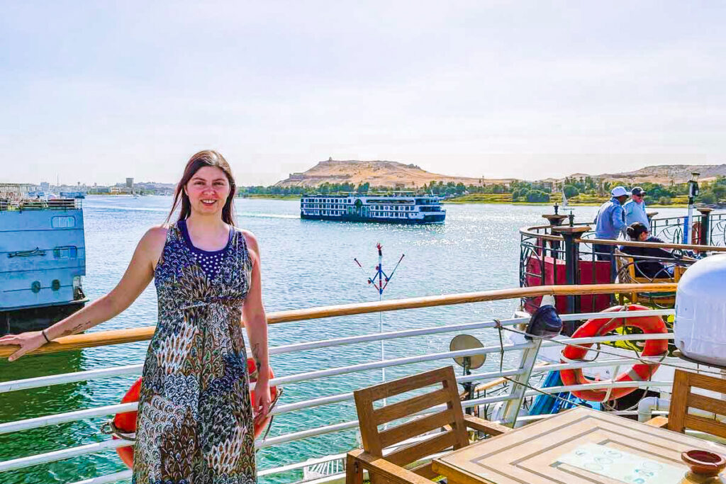 What to pack for Nile Cruise Trip? Top Wearing Tips