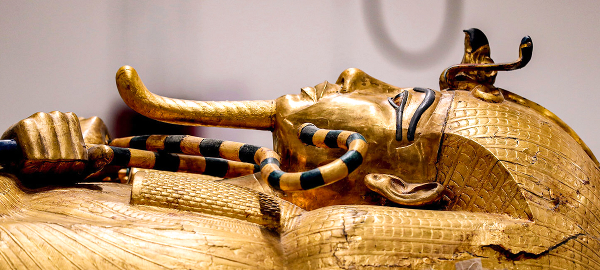 Tomb of Tutankhamun: Unveiling Ancient Wonders in Egypt 5 Deciphering the Treasures Within